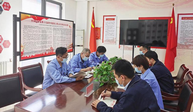 中航试金石召开学习贯彻习近平新时代中国特色社会主义思想主题教育集体谈话会